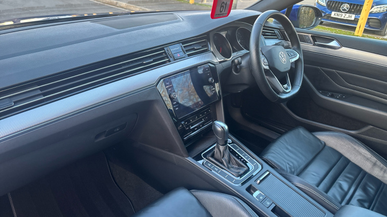 Volkswagen Passat 2.0 TDI EVO SCR R-Line 5dr DSG Diesel Estate